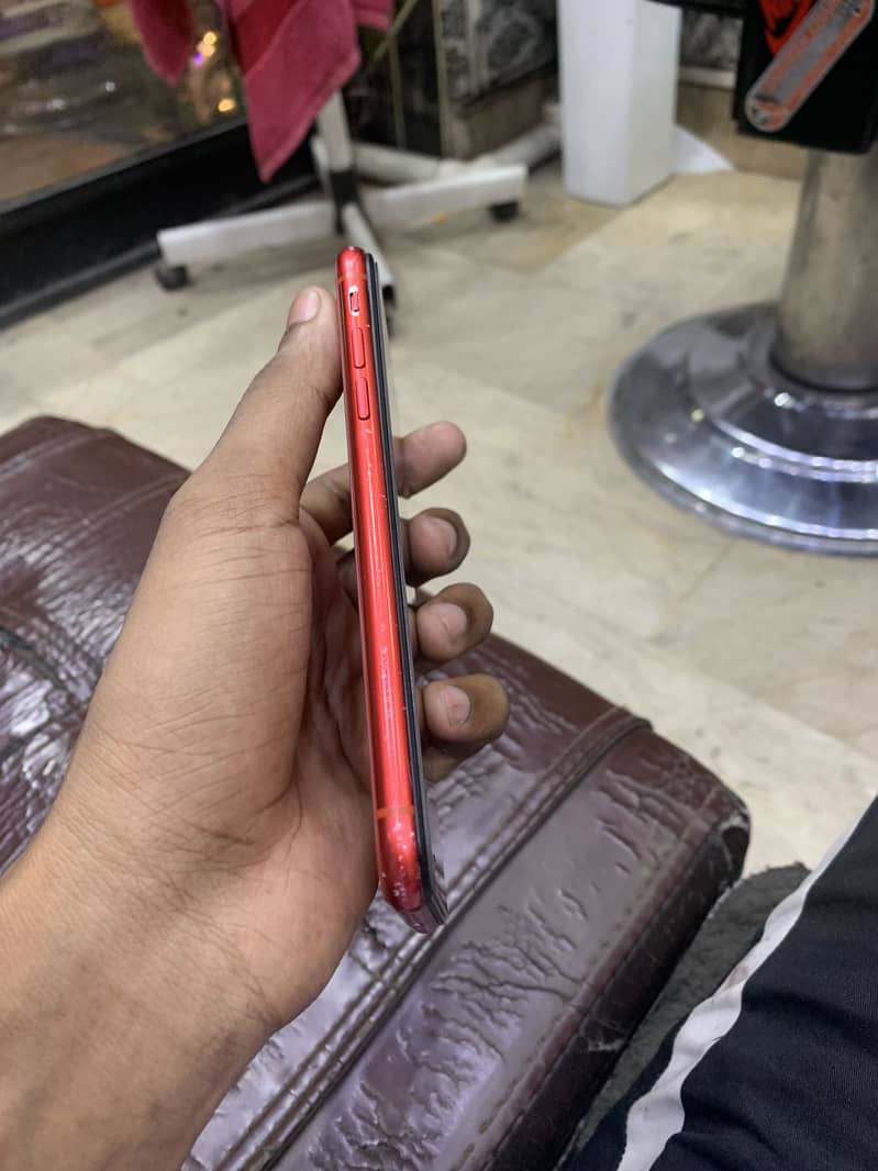 Apple iPhone 11 5