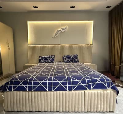 Luxury complete bedset brand new