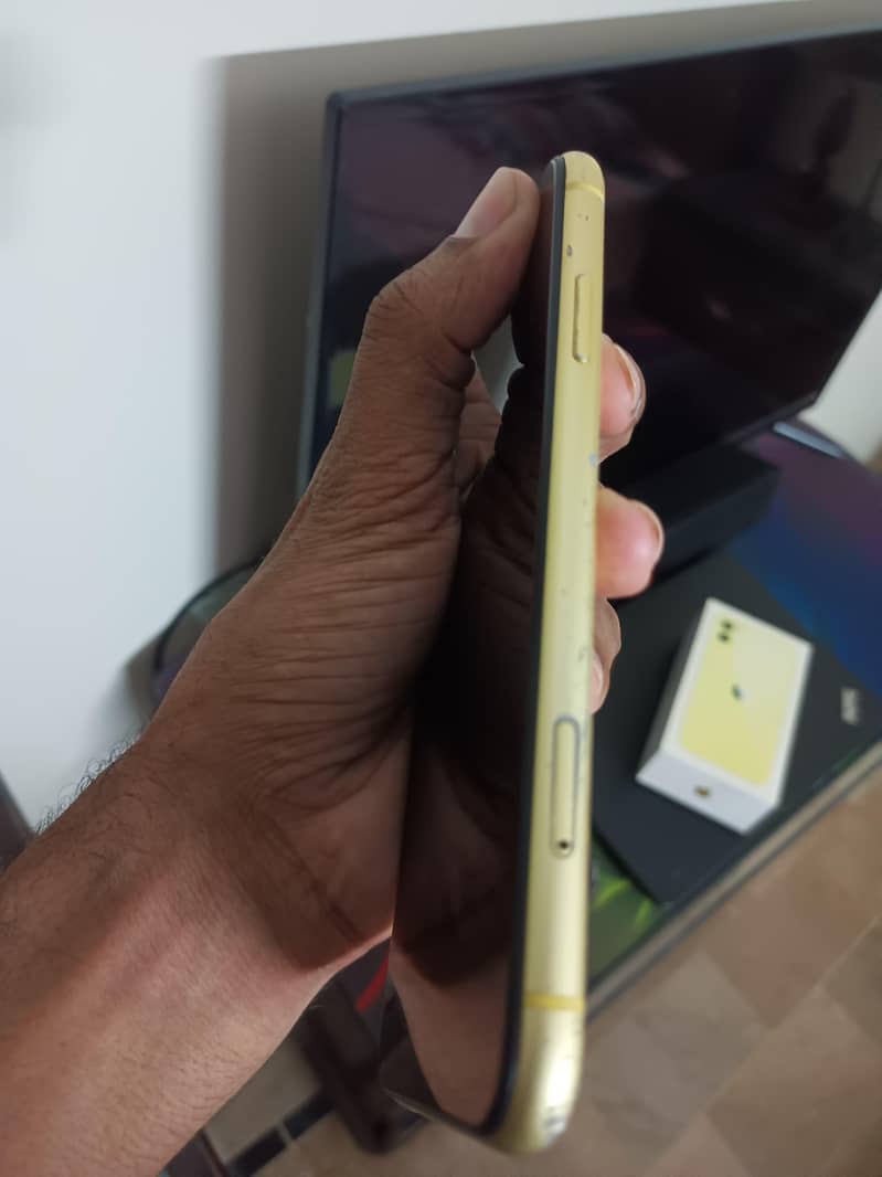 Apple iPhone 11 6