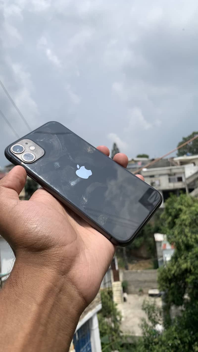 Apple iPhone 11 0