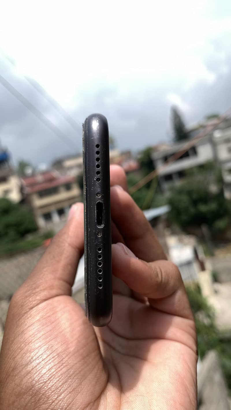 Apple iPhone 11 1