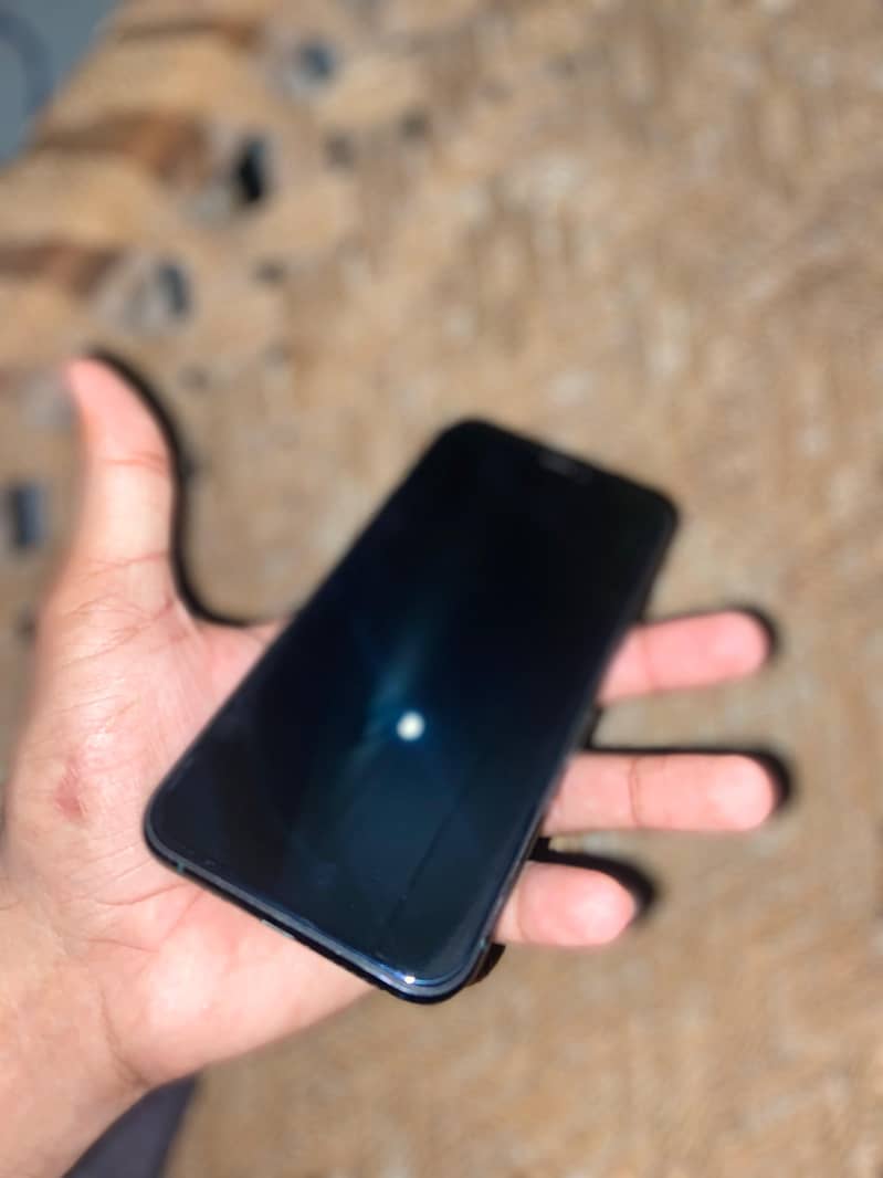 Apple iPhone 11 pro 3