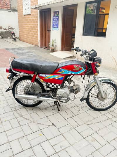 HONDA CD70 19 MODEL
