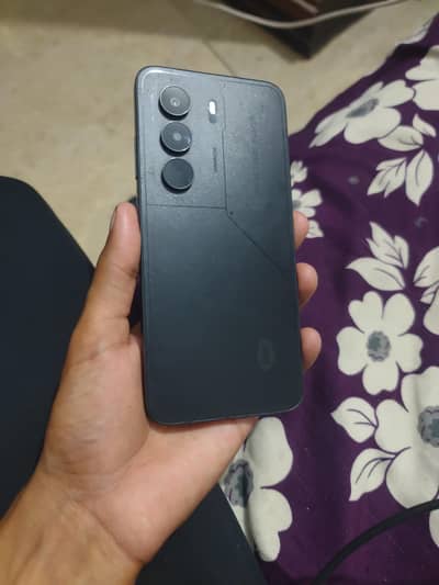 Itel P70 4+2/128