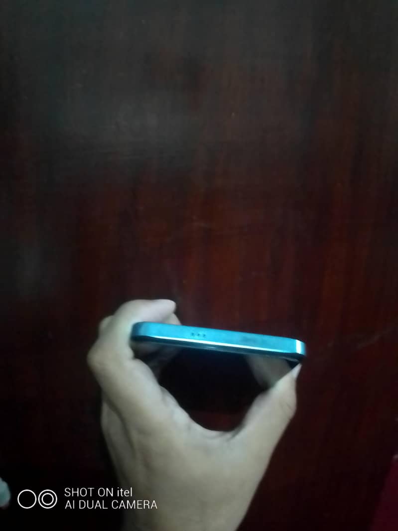 Tecno CAMON 20 2