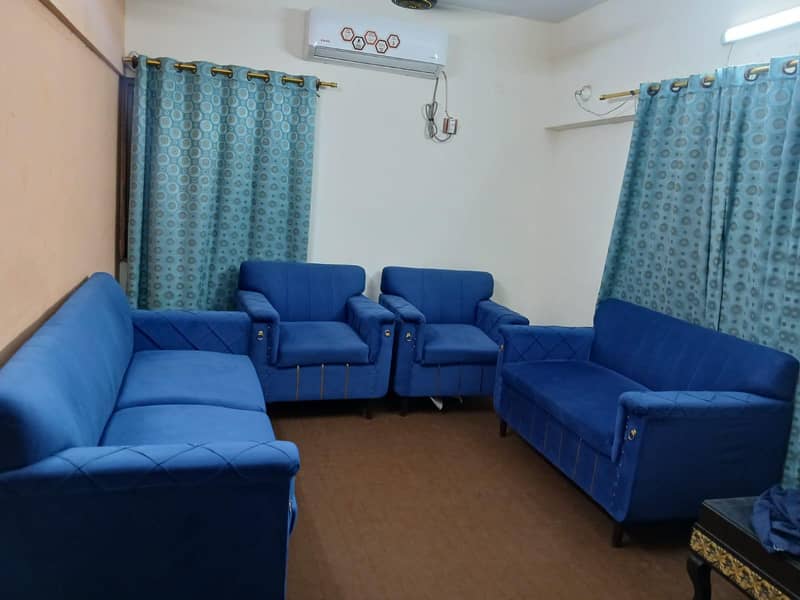 Good Condition Sofa Set 2