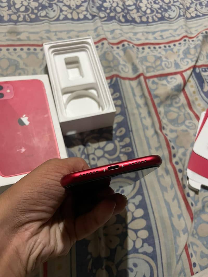 Apple iPhone 11 3