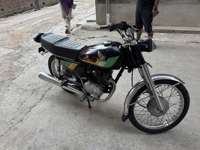 Bike all ok hai koi fult nh