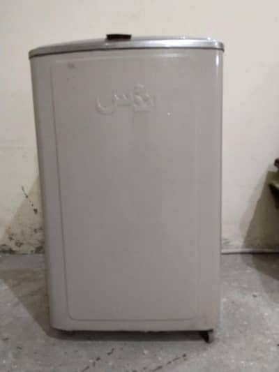 INDUS Top Load Washing Machine – Unused