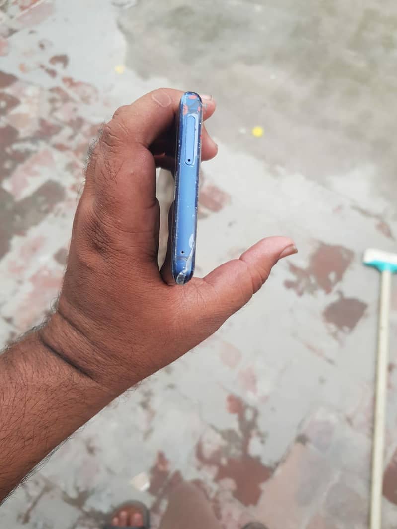 Samsung Mobile Note 9 4