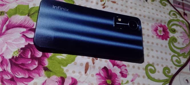 Infinix Note 11 6 128gp box b sat ha 10by9 condition