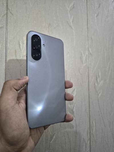 Samsung Galaxy A17 5G 8/256 with box.