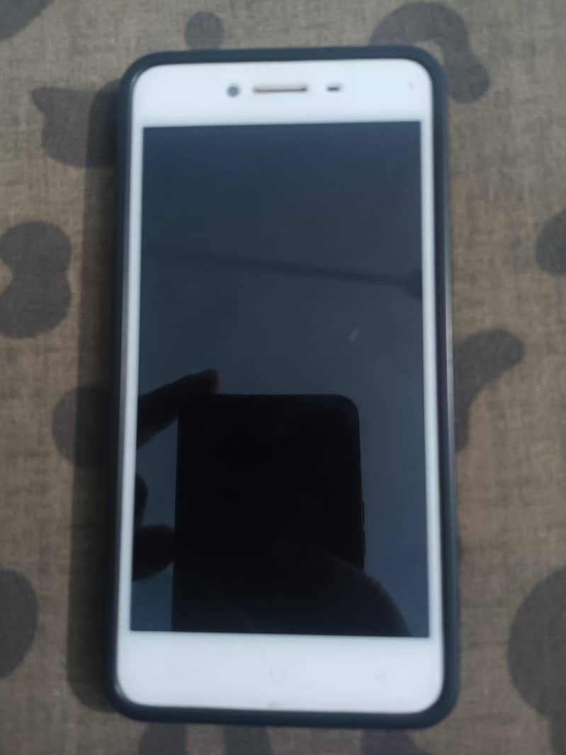 OPPO A37 0