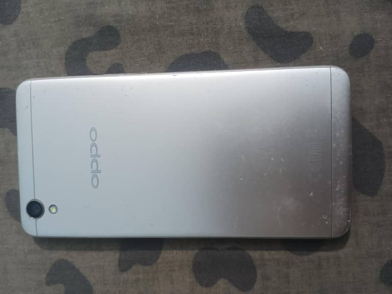 OPPO A37 1