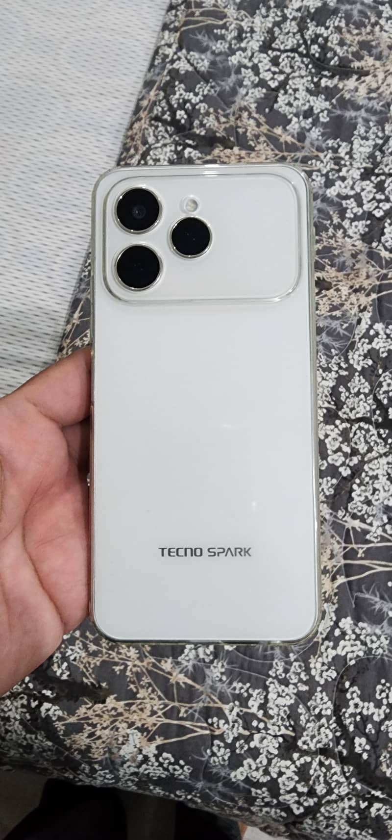 Tecno Spark 40 0
