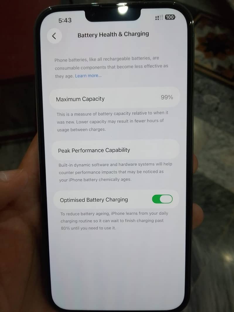 Apple iPhone 13 Pro Max 4