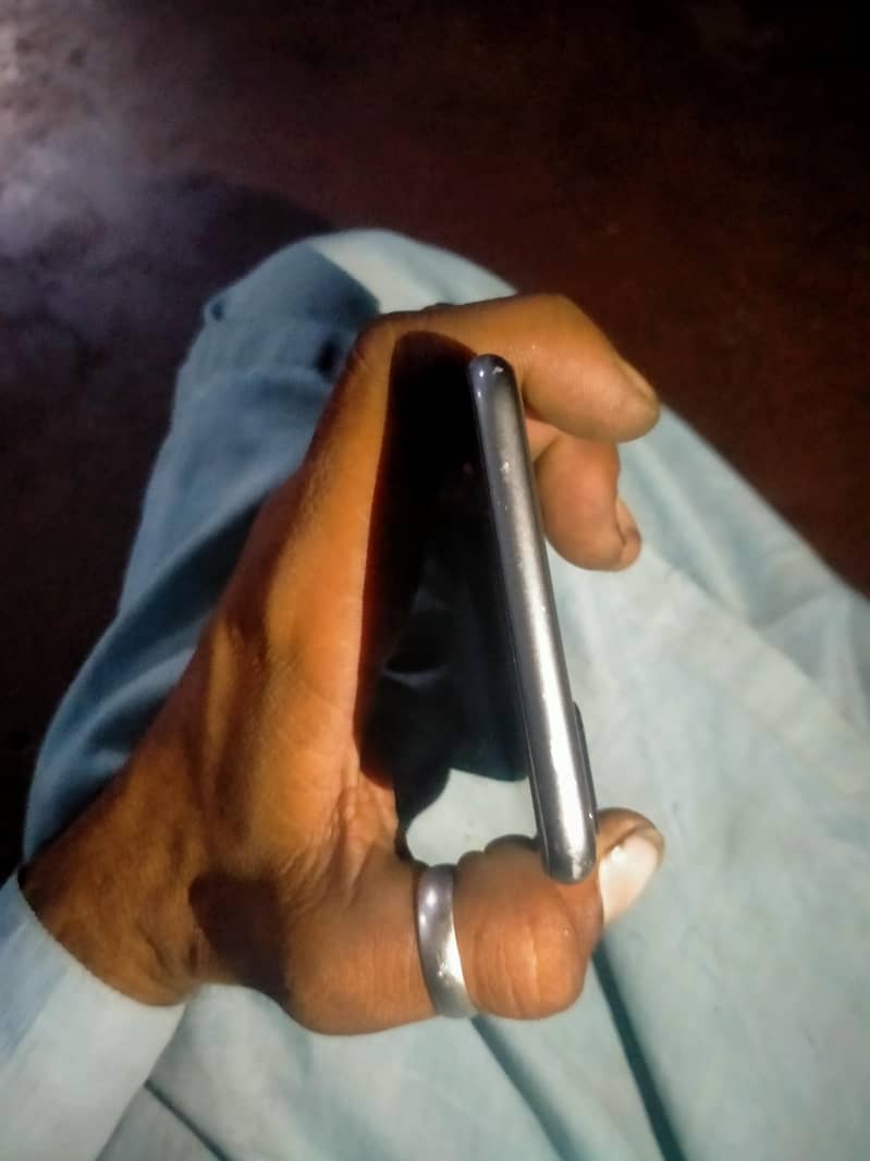 Apple iPhone 8 Plus 5