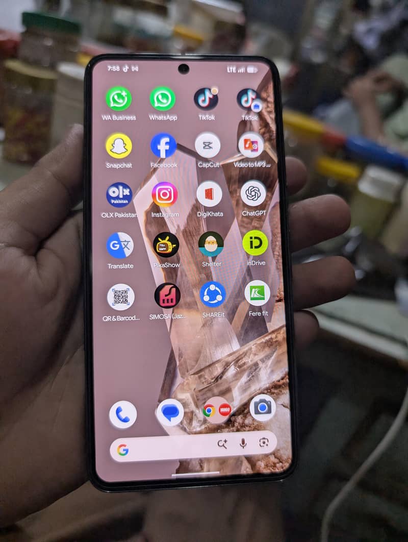 Google Pixel 8 Pro 0