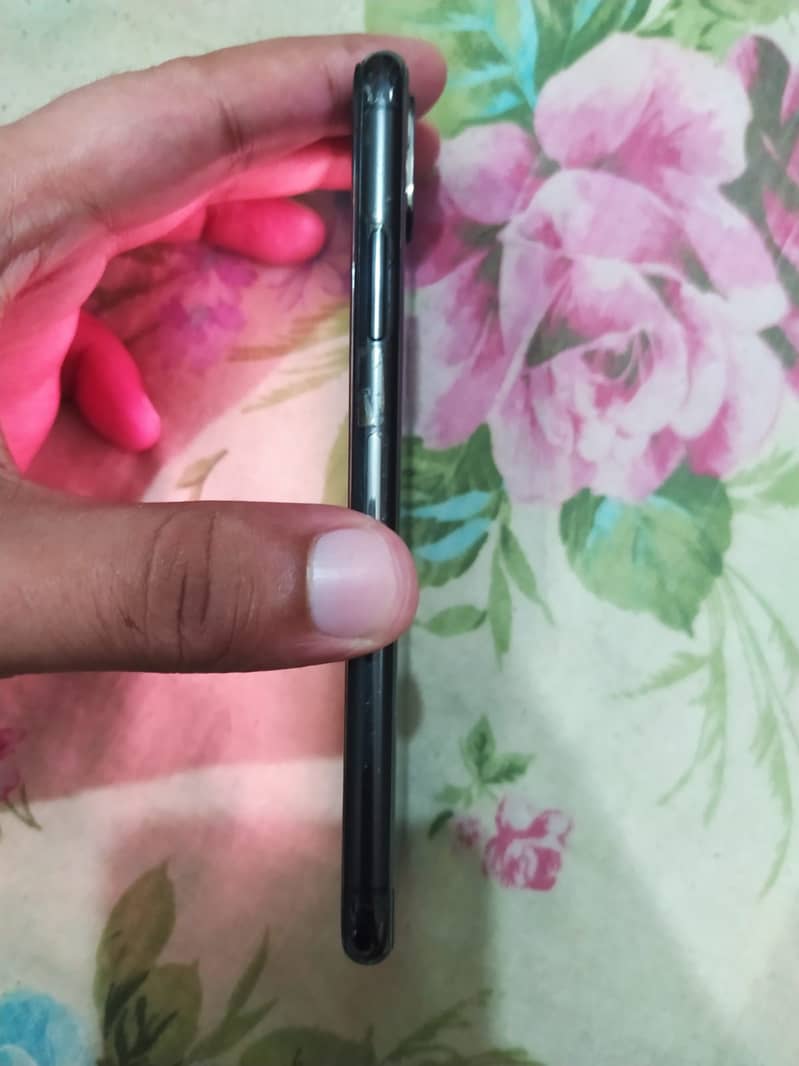 Apple iPhone X 1
