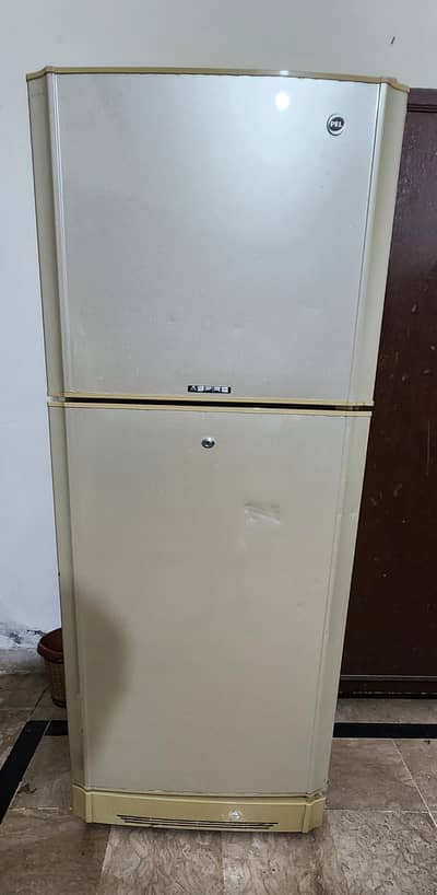 PEL FRIDGE REFRIGERATOR IN GOOD CONDITION