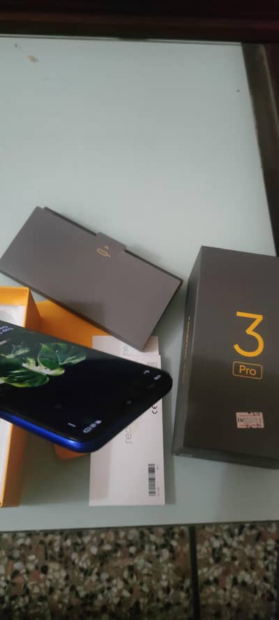 Realme 3 Pro 6/128 GBs, 10/10 with BOX
