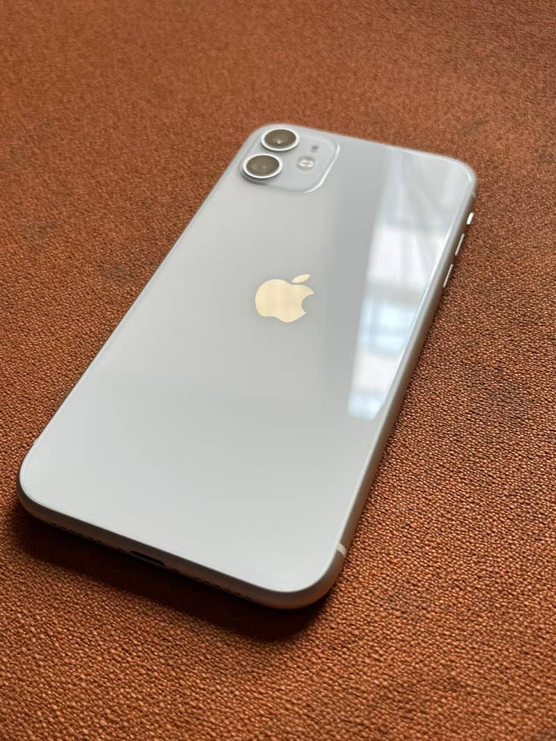 Apple iPhone 11 0