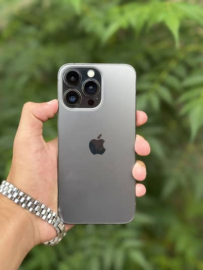 Apple iPhone 13 Pro
