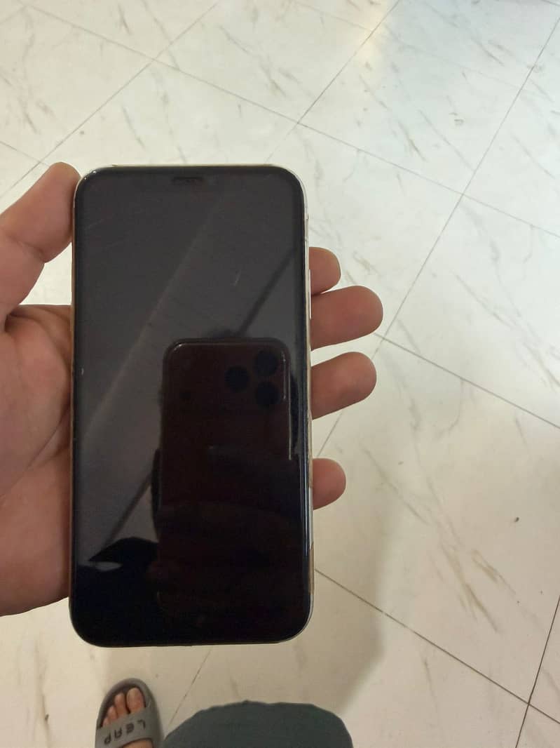 Apple iPhone 11 2