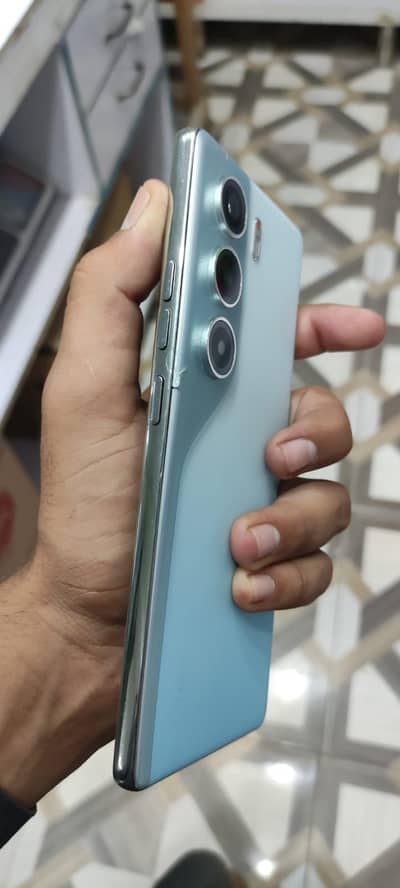 Tecno CAMON 40