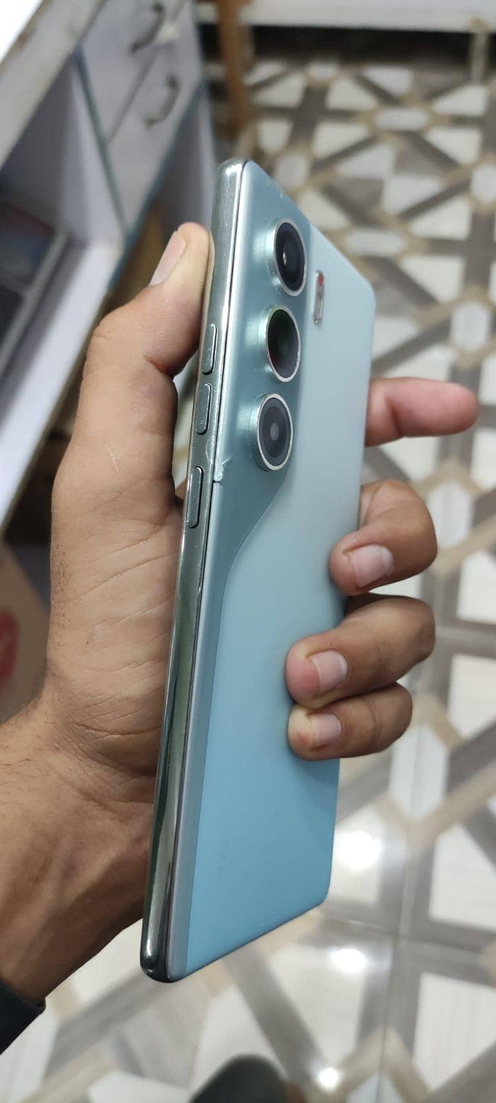 Tecno CAMON 40 1