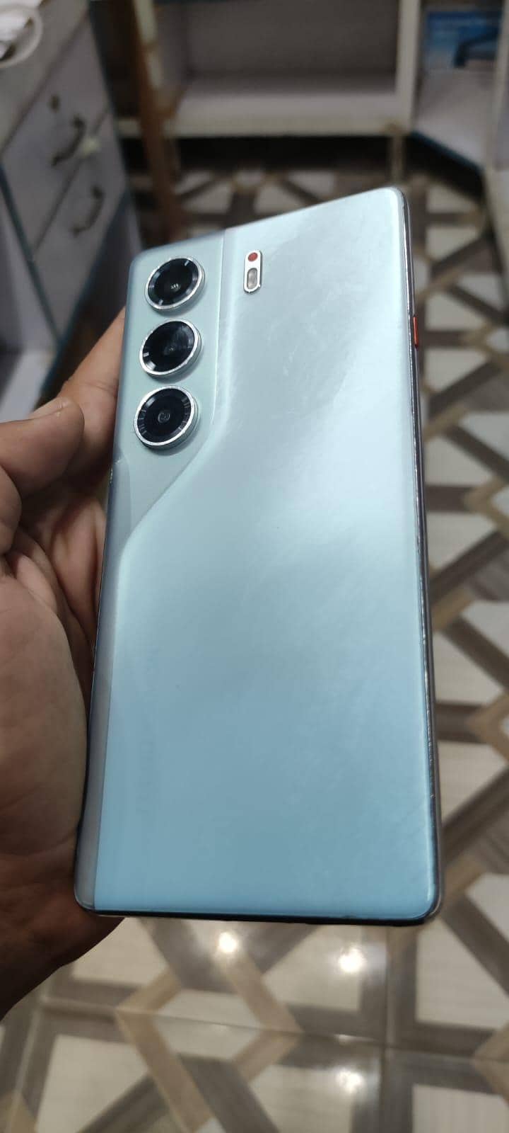 Tecno CAMON 40 2