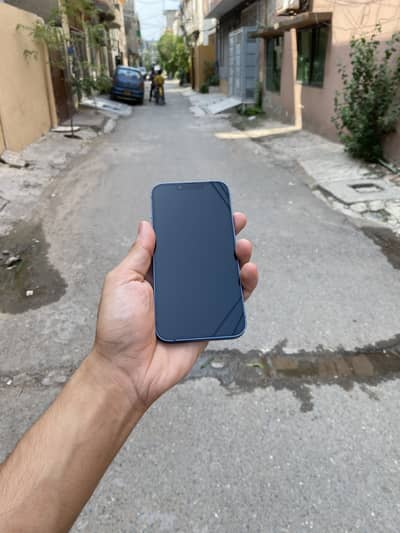iPhone 13 Factory unlock