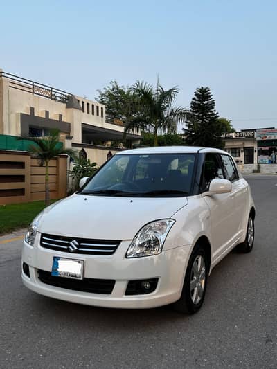 Suzuki Swift DLX Automatic 2021