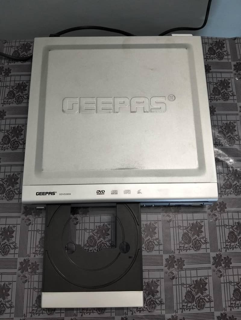 DVD PLAYER 1