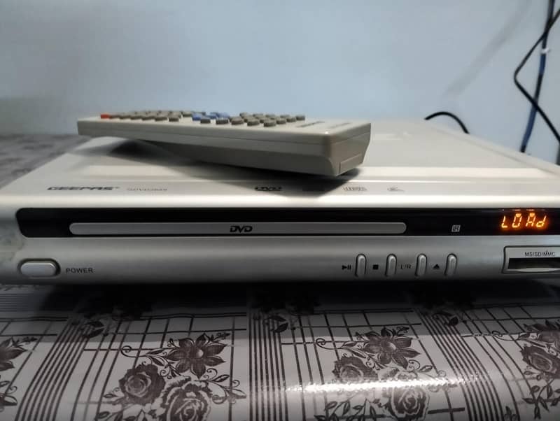 DVD PLAYER 11
