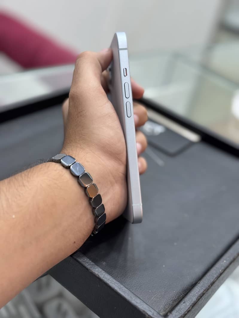 Iphone 15 3