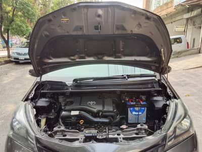 Toyota Vitz 2014