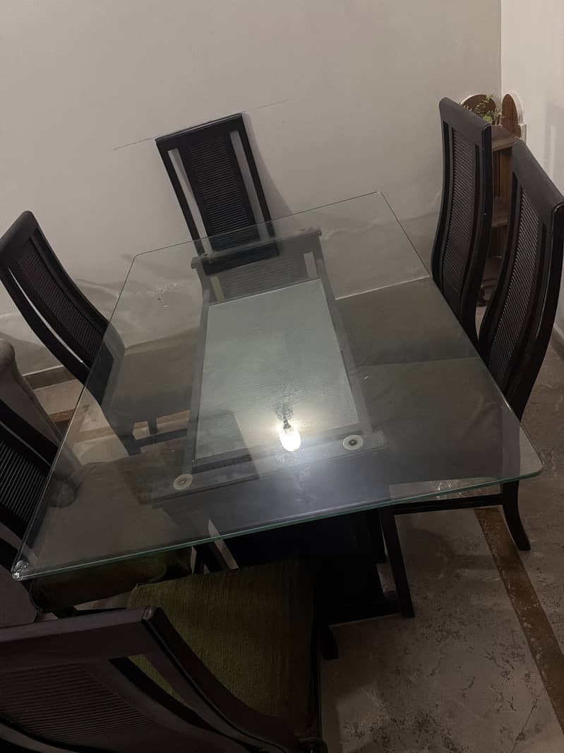 Dinning table for use 1