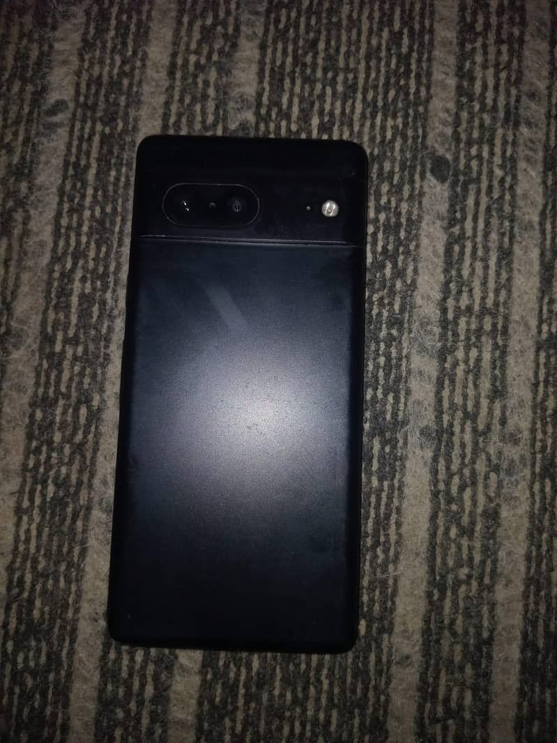 Google Pixel 7 4