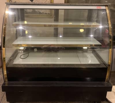 Cake Chiller