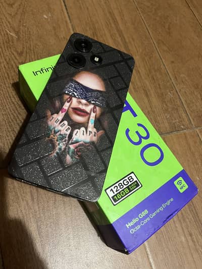 Infinix Hot 30 8+8 128gb with box exchange possible