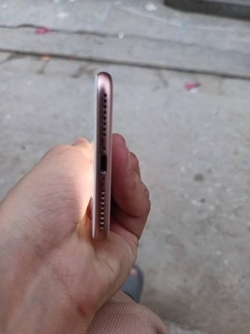 iPhone 8 plus 3