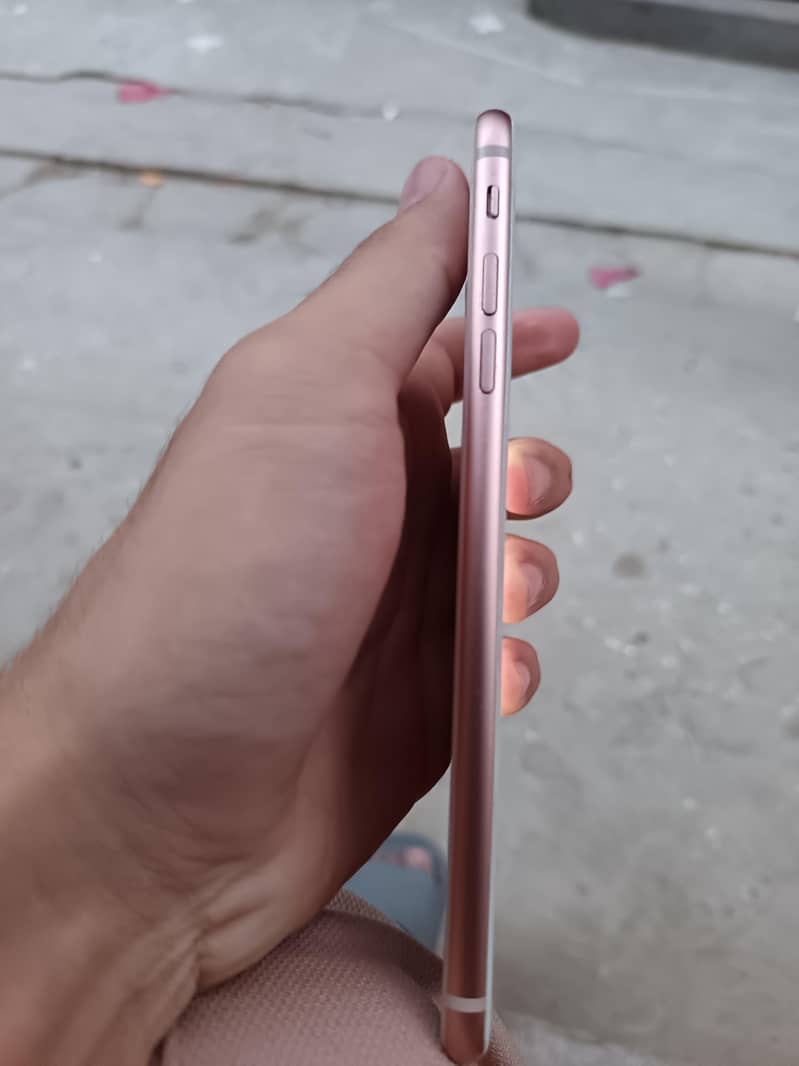 iPhone 8 plus 4