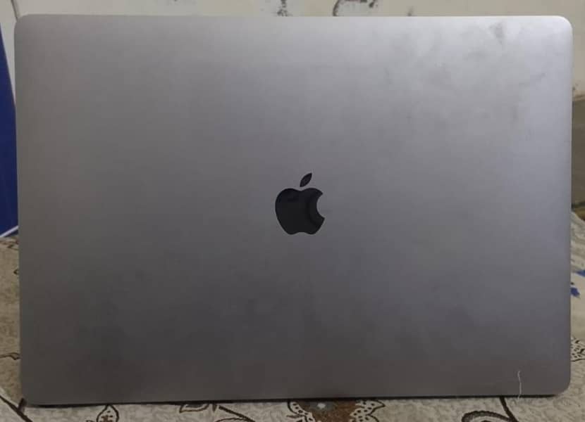 MacBook 2018 4
