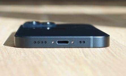Apple iPhone 13 4
