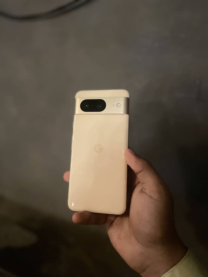 Google Pixel 8 1