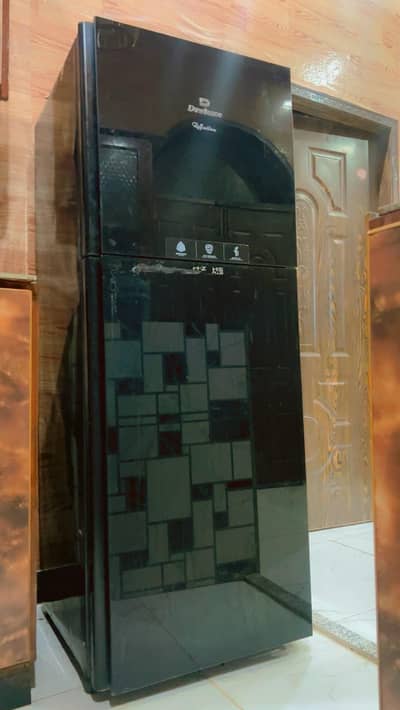 dawlance fridge for sale no any fault only want to upgrade