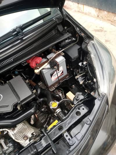 Toyota vitiz 14/19 auto 99% original 1.0 engine