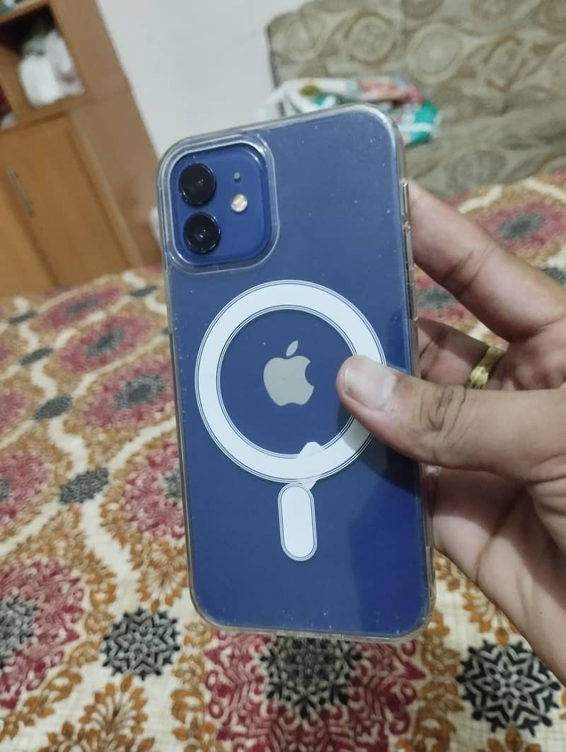 Apple iPhone 12 0