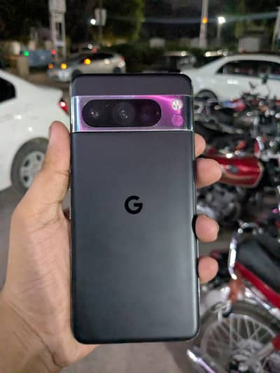 Google Pixel 8 Pro dot and line sims working